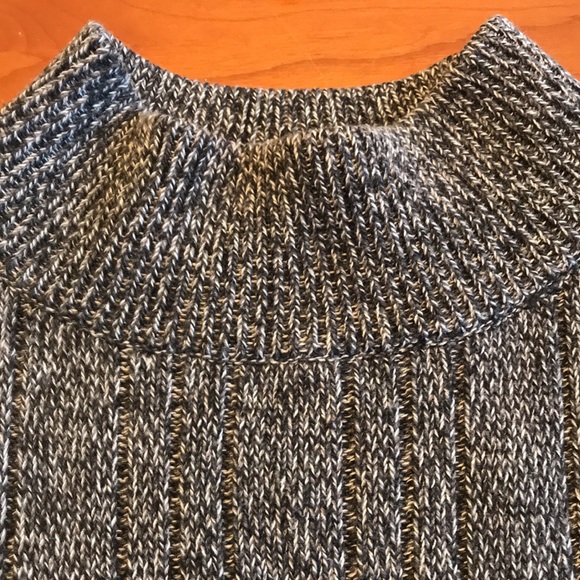 Pretty mock neck sweater, medium gray/black, great condition! - Picture 5 of 6